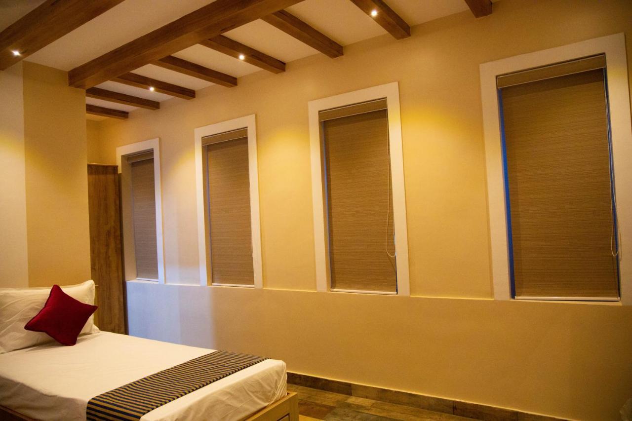 Hotel Ganesh Palace Рамешварам Экстерьер фото